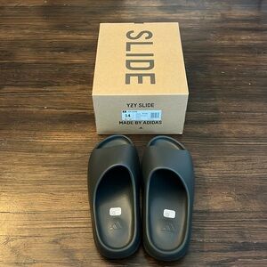 BRAND NEW Yeezy Slides originals size 14 mens adidas black/onyx